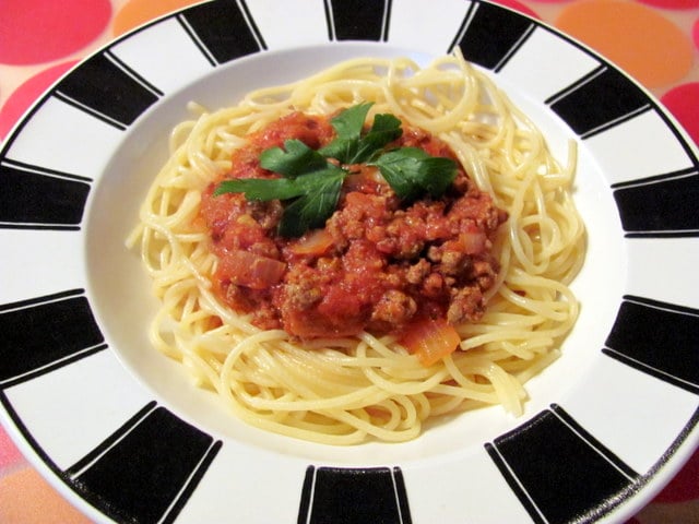 spagetti and meatsauce - a kid favorite and classic dinner that is sure to please from halsanutrition.com and cooksaid.com