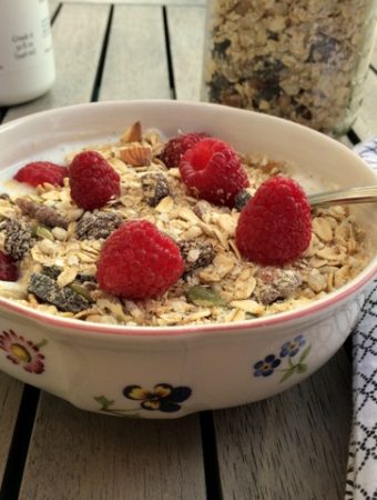This cardamom muesli is the perfect warm weather cereal. Just add it to your favorite cultured milk, plant based milk, or yogurt, top with fresh berries, stir and enjoy. Packed with whole grains and easily made gluten-free. From halsanutrition.com
