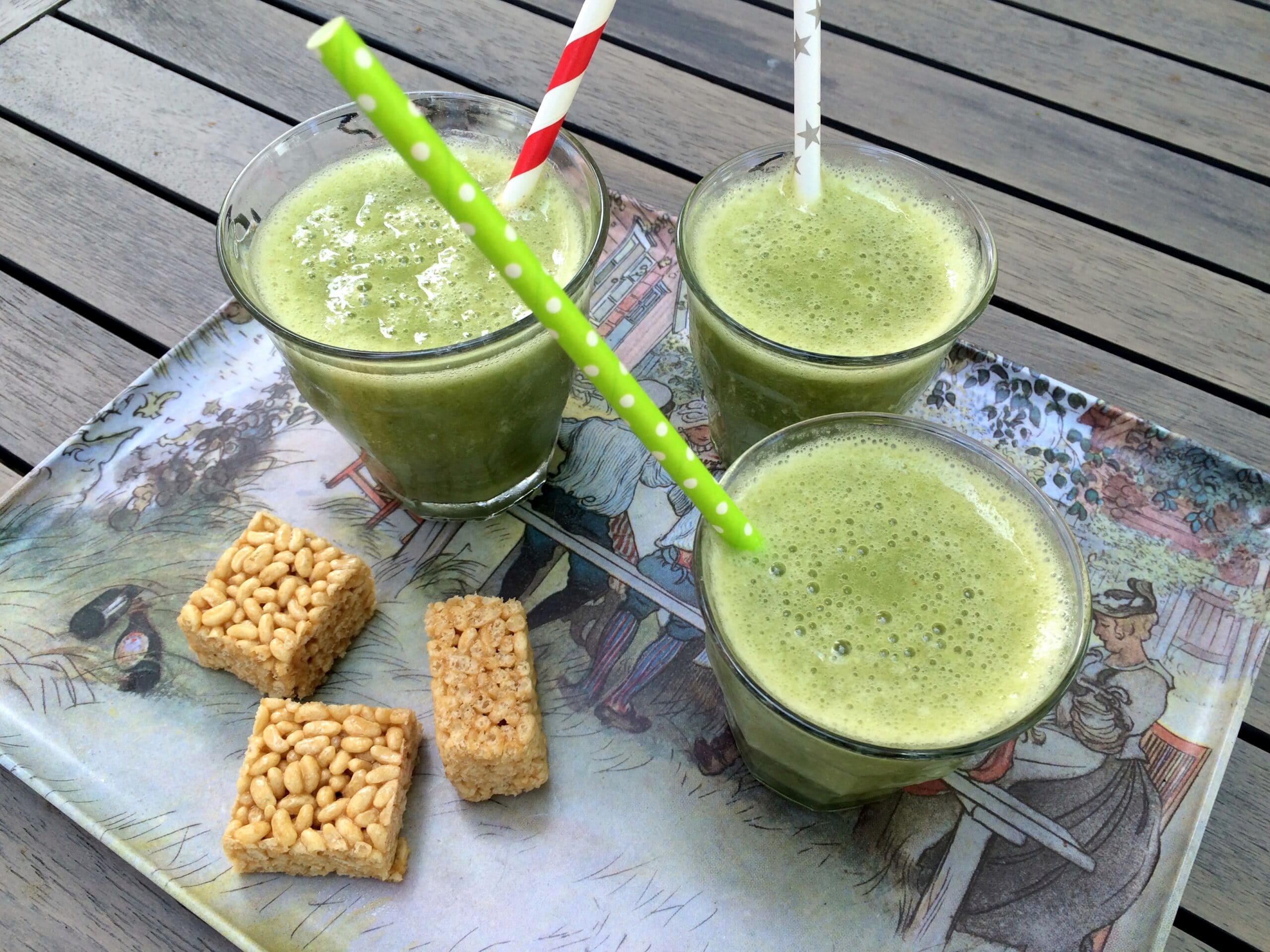 Kid-Approved Green Smoothie - tested at elementary school health fair with overwhelming approval from the kids! Recipe by Sonnet at In Sonnet's Kitchen.
