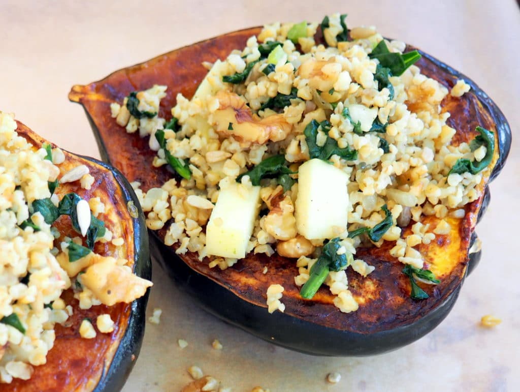 This sweet but savory vegan-side dish is a beautiful addition to your dinner table. Stuffed with freekeh, an ancient grain with a pleasing nutty-earthy-slightly smoky taste, it's packed with fiber, protein, vitamins, and minerals. Definitely give this a try!