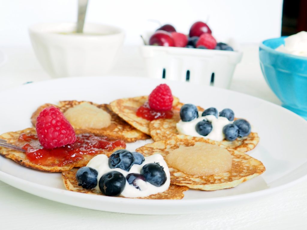 These whole grain Swedish pancakes make a delicious lunch or breakfast that your whole family will love. Swedish pancakes are naturally savory, with a base of milk, eggs, and grains and no added sugar. Top them with fresh berries, applesauce, homemade jam, or cream. Or go completely savory and top them with sauteed spinach and mushrooms or smoked salmon and avocado. This is joyful eating at its finest. Enjoy! From halsanutrition.com 