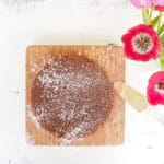 Simple Swedish Chocolate Cake - Kladdkaka - Savor and enjoy this treat as a special weeknight treat or with your afternoon tea. From halsanutrition.com.