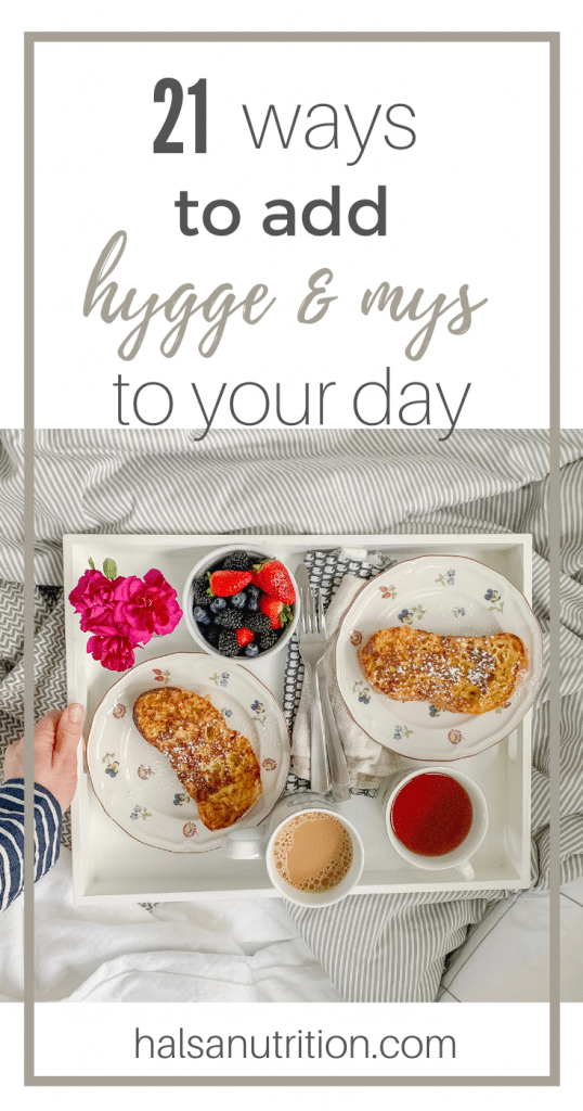 breakfast in bed - very hygge & mys